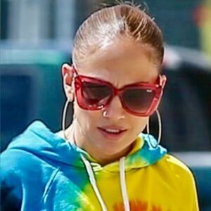 QUAY AUSTRALIA Chain Reaction Sunglasses 149x14x48 Red/Pink